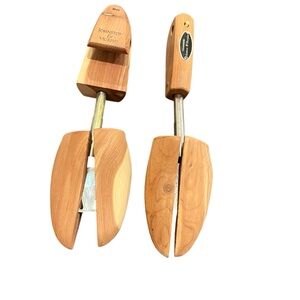 Vintage Johnston & Murphy Wooden Shoe Tree Keepers Stretchers Forms lot of 2